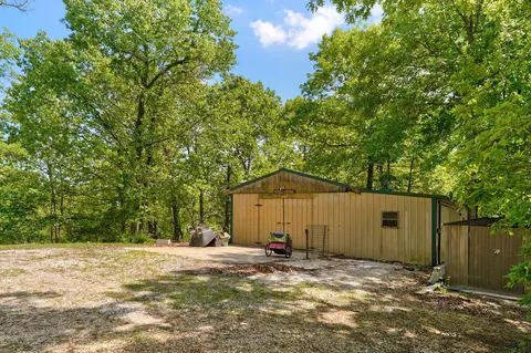 Exterior - 2124 S Marshfield Rd, Bruner, MO 65620 photo 8 of 10