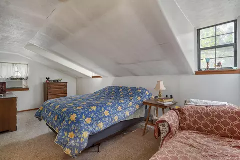 Bedroom - 2124 S Marshfield Rd, Bruner, MO 65620 photo 1 of 4