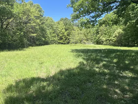 3305 S 25th Rd, Humansville, MO 65674