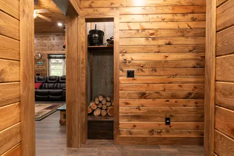 Entry Way - 11495 State Highway Pp, Collins, MO 64738 photo 6 of 7