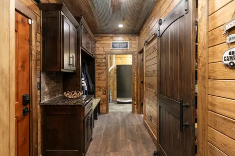 Entry Way - 11495 State Highway Pp, Collins, MO 64738 photo 4 of 7
