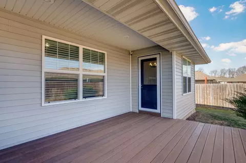 Exterior - 5601 W Pecan St, Springfield, MO 65802 photo 5 of 11
