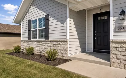Exterior - 5601 W Pecan St, Springfield, MO 65802 photo 4 of 11