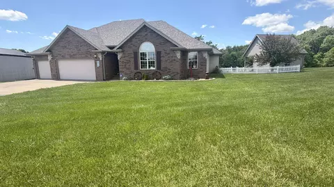 250 Tallgrass Rd, Ozark, MO 65721