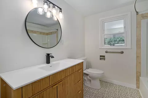 Bath - 1214 7th St, Monett, MO 65708 photo 3 of 4