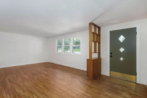 Living - 1214 7th St, Monett, MO 65708 photo 1 of 6
