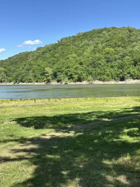 View/Area - 2210 Eaglecrest Rd, Cape Fair, MO 65624 photo 2 of 3