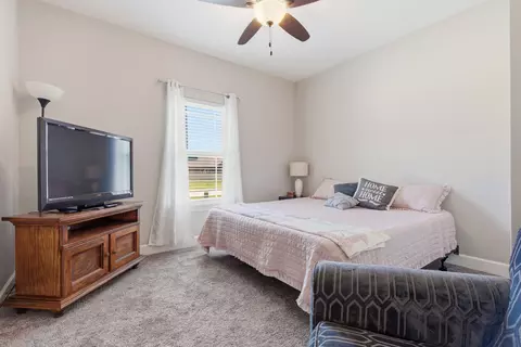 Bedroom - 3579 W Camelot St, Springfield, MO 65807 photo 3 of 4