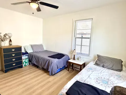 Bedroom - 829 S Roosevelt Ave, Aurora, MO 65605 photo 3 of 4