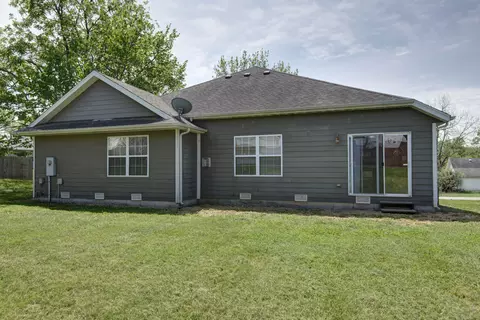 Exterior - 2071 E Foxridge Trl, Republic, MO 65738 photo 5 of 5