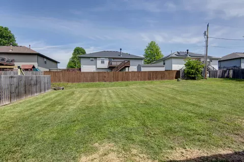 Exterior - 2071 E Foxridge Trl, Republic, MO 65738 photo 4 of 5