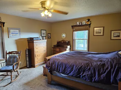 Bedroom - 2489 Logan Ridge Rd, Ozark, MO 65721 photo 4 of 5
