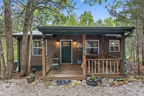 24164 Cottage Ln, Wheatland, MO 65779