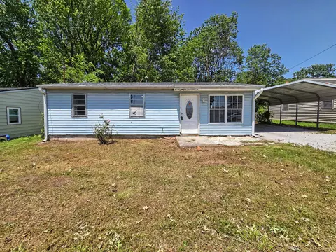 1033 E Villa Marie St, Springfield, MO 65803