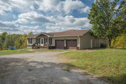 535 Dove Rd, Goodman, MO 64843