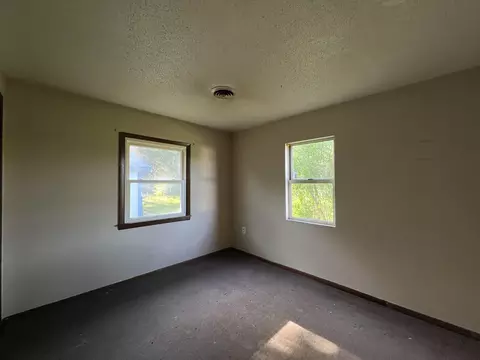 Bedroom - 5655 SE Highway 13, Collins, MO 64738 photo 3 of 4