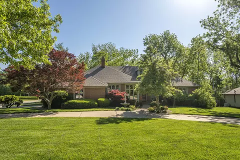 5110 S Pratt Ave, Springfield, MO 65804