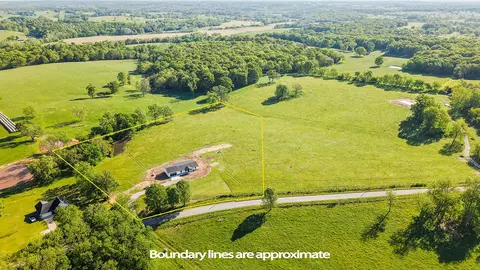 View/Area - 24672 Farm Road 2012, Crane, MO 65633 photo 4 of 9