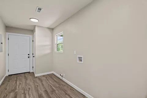 Entry Way - 24672 Farm Road 2012, Crane, MO 65633 photo 1 of 1