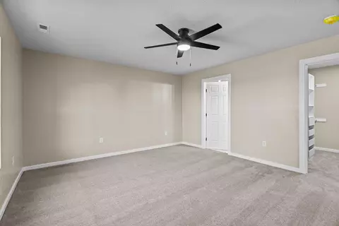 Bedroom - 24672 Farm Road 2012, Crane, MO 65633 photo 2 of 7