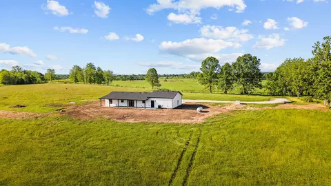 Exterior - 24672 Farm Road 2012, Crane, MO 65633 photo 7 of 13