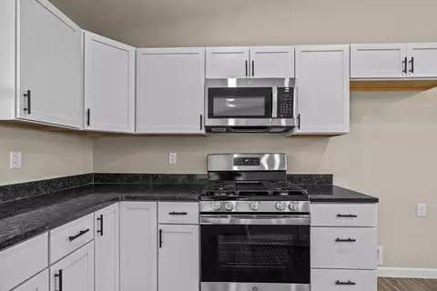 Kitchen - 24672 Farm Road 2012, Crane, MO 65633 photo 5 of 5