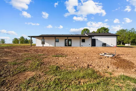 Exterior - 24672 Farm Road 2012, Crane, MO 65633 photo 10 of 13