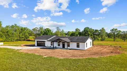 Exterior - 24672 Farm Road 2012, Crane, MO 65633 photo 4 of 13