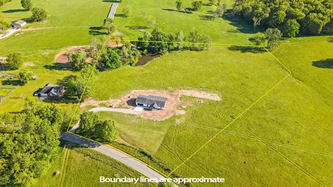 View/Area - 24672 Farm Road 2012, Crane, MO 65633 photo 3 of 9