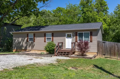 1110 Columbus St, West Plains, MO 65775