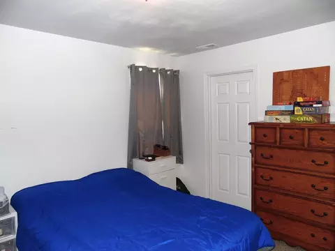 Bedroom - 422 E South St, Mansfield, MO 65704 photo 5 of 6