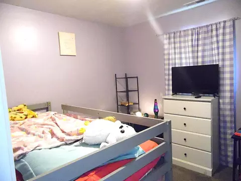 Bedroom - 422 E South St, Mansfield, MO 65704 photo 1 of 6