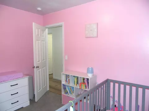 Bedroom - 422 E South St, Mansfield, MO 65704 photo 3 of 6