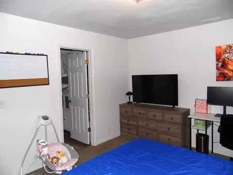 Bedroom - 422 E South St, Mansfield, MO 65704 photo 6 of 6