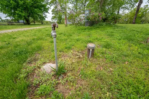 Exterior - 866 County Road 328, Thayer, MO 65791 photo 15 of 16