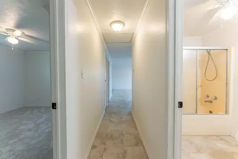 Entry Way - 866 County Road 328, Thayer, MO 65791 photo 5 of 5