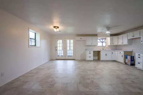 Living - 866 County Road 328, Thayer, MO 65791 photo 2 of 2