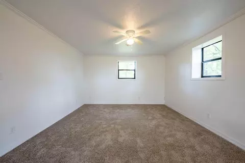 Bedroom - 866 County Road 328, Thayer, MO 65791 photo 1 of 4