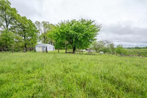 Exterior - 866 County Road 328, Thayer, MO 65791 photo 9 of 16