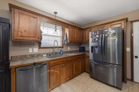 Kitchen - 2720 W Cover Dr, Ozark, MO 65721 photo 2 of 3