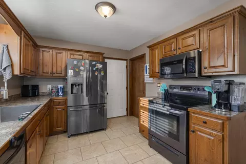Kitchen - 2720 W Cover Dr, Ozark, MO 65721 photo 1 of 3