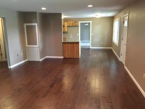Living - 462 Campbell Point Rd, Shell Knob, MO 65747 photo 1 of 4