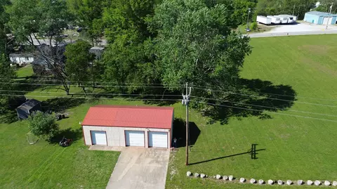 115 Dairy St, Monett, MO 65708