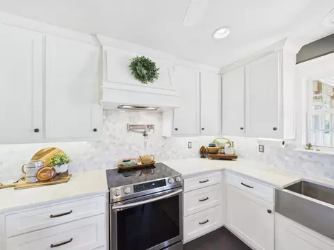 Kitchen - 26 Terrace Ln, Buffalo, MO 65622 photo 1 of 4