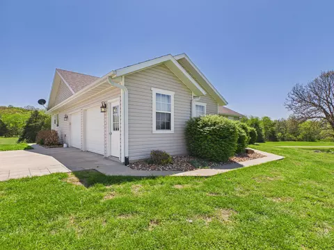 Exterior - 26 Terrace Ln, Buffalo, MO 65622 photo 8 of 12