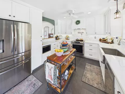 Kitchen - 26 Terrace Ln, Buffalo, MO 65622 photo 2 of 4