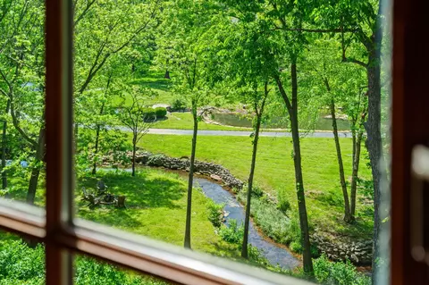 View/Area - 4827 S Landon Ct, Springfield, MO 65810 photo 4 of 13