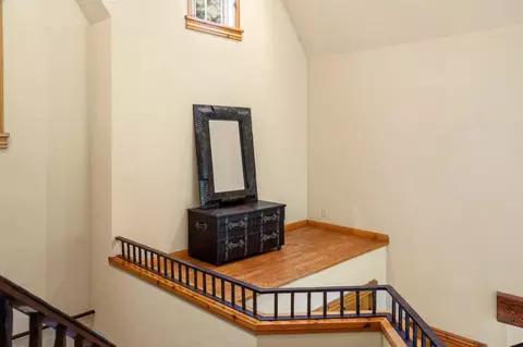 Entry Way - 4827 S Landon Ct, Springfield, MO 65810 photo 3 of 7
