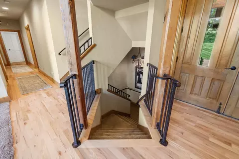 Entry Way - 4827 S Landon Ct, Springfield, MO 65810 photo 4 of 7