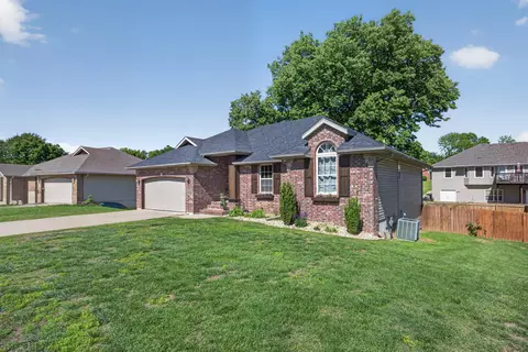 2309 S 12th St, Ozark, MO 65721